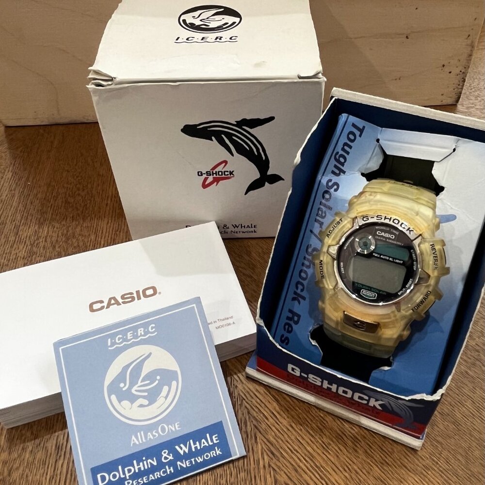 Casio G-Shock G-2310 2184 Dolphin & Whale Japan Special Edition - Original Box